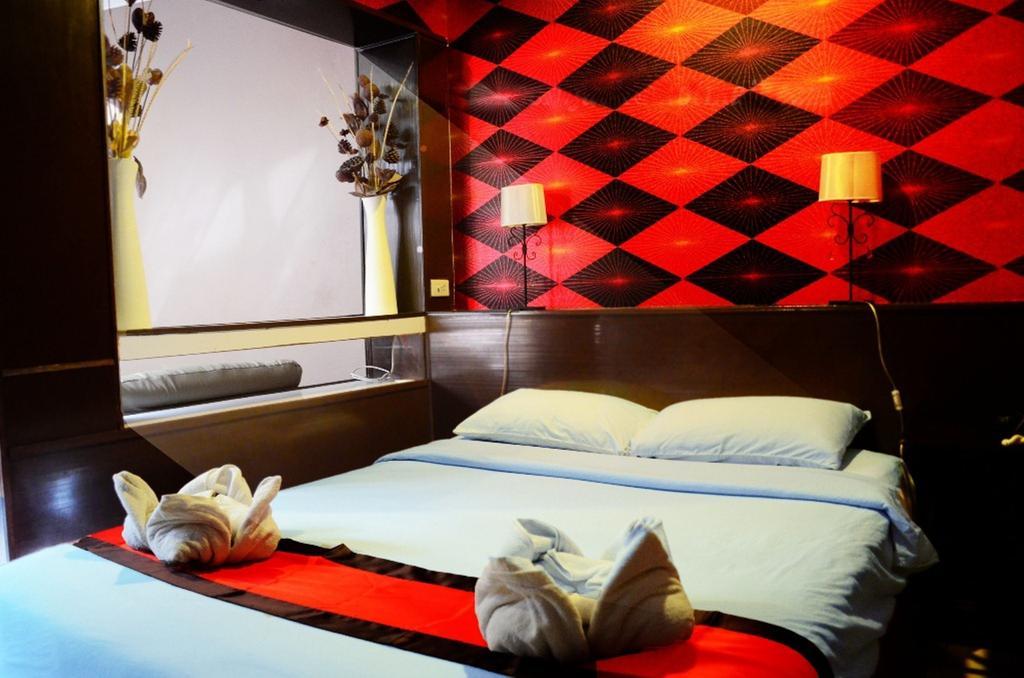 Best Corner Pattaya Rom bilde